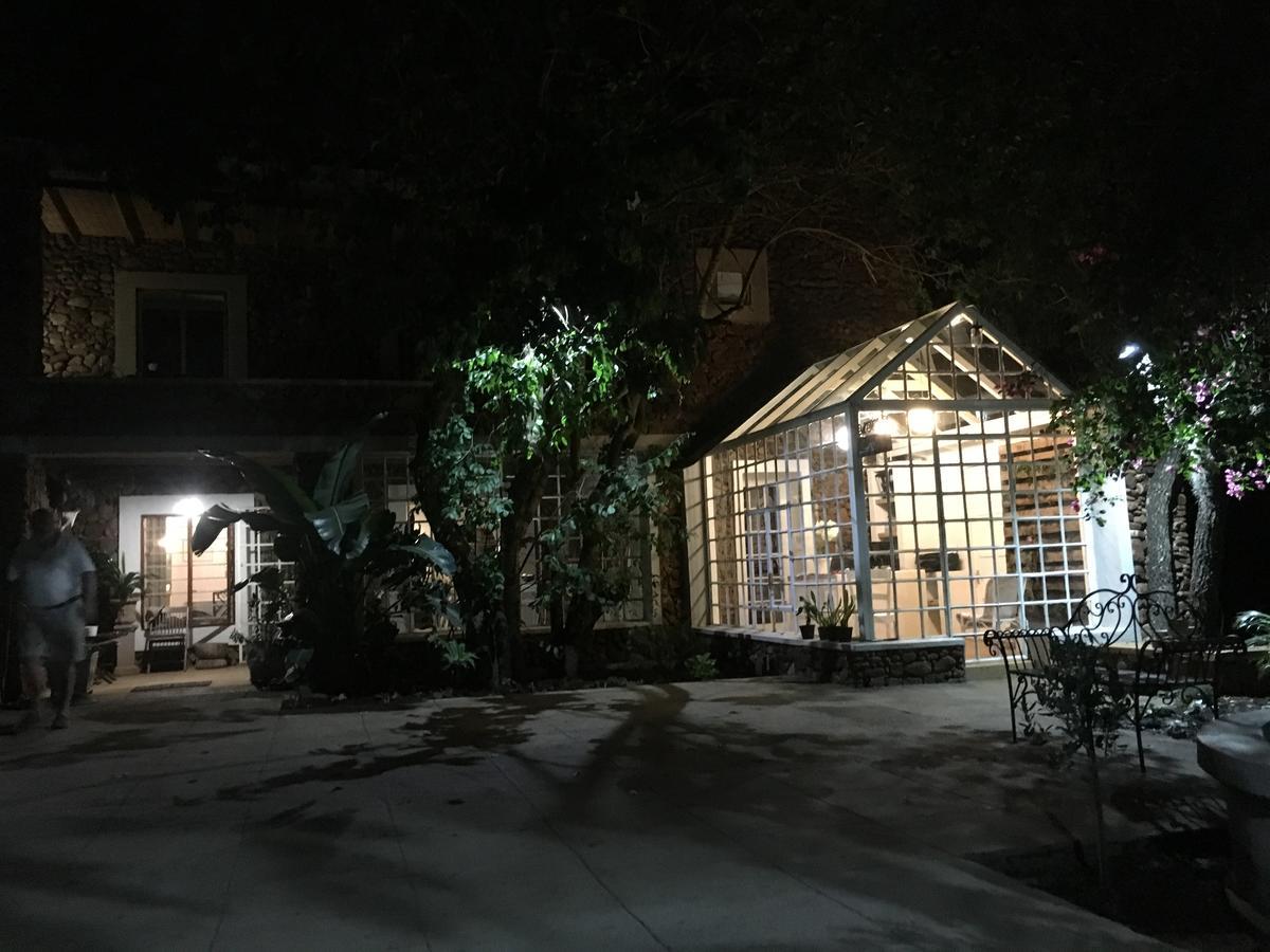 アシュボーン ヘイジービュー Bed & Breakfast エクステリア 写真